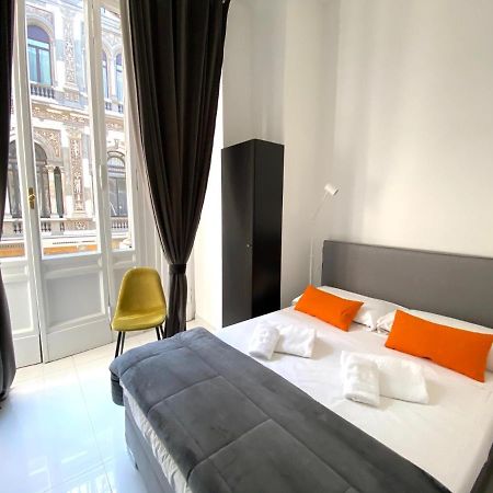 The Flats Apartments เนเปิลส์ ภายนอก รูปภาพ