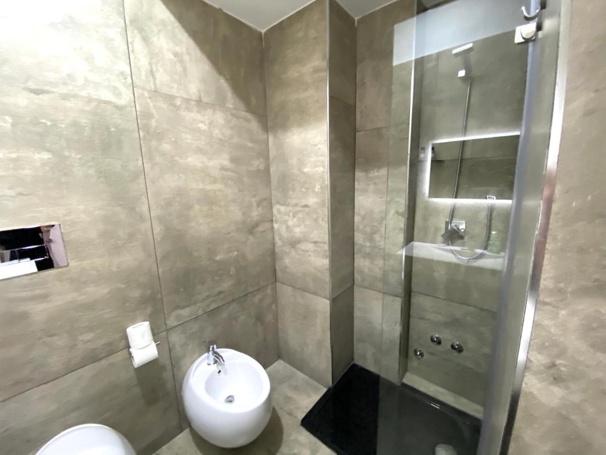 The Flats Apartments เนเปิลส์ ภายนอก รูปภาพ